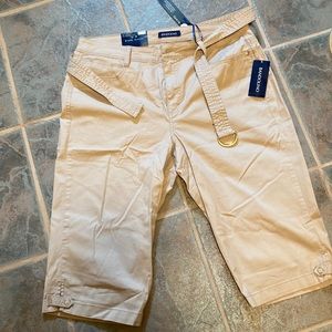 Bandolino Brady. The skimmer khaki